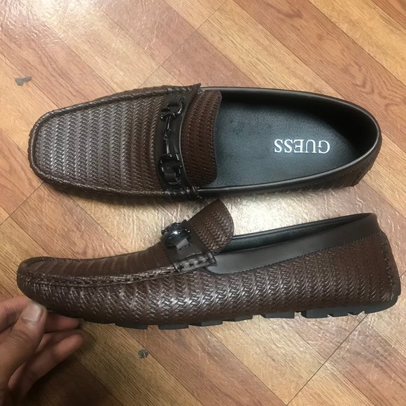 NWOT Men\'s Brown Guess Loafers Size US 11